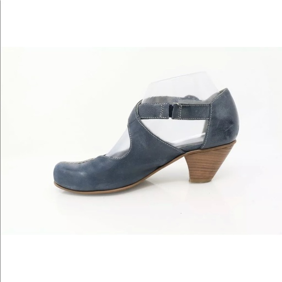 Fidji Mary Jane Pump Shoes Hook Loop Split Toe - Picture 5 of 10